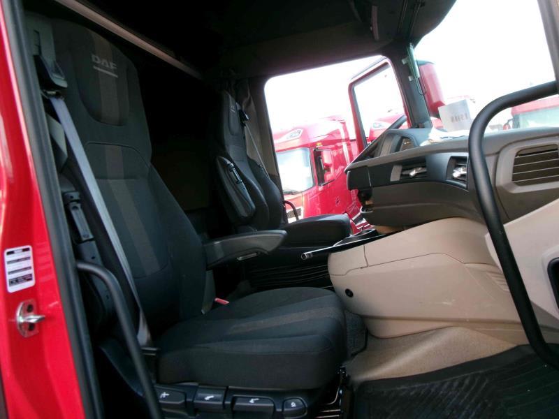DAF XG 480 FT 4X2 LOW DECK null