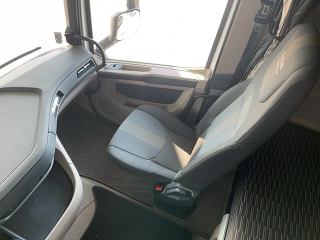 DAF XG 480 FT 4X2 LOW DECK null