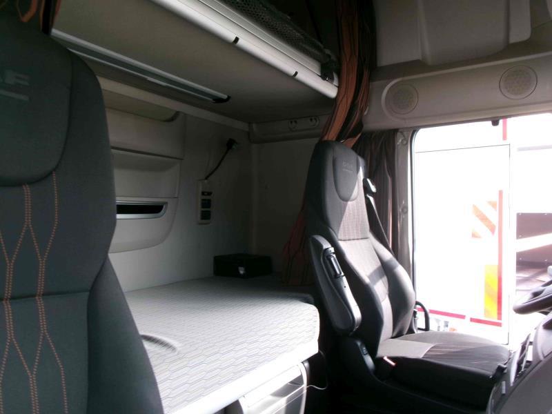 DAF XF 480 FT 4X2 LOW DECK null