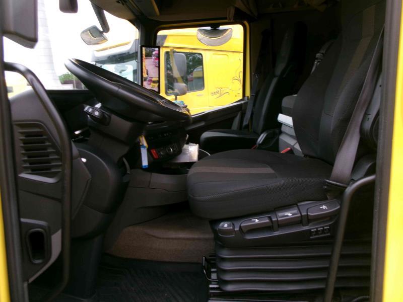 DAF XFn 480 FT 4X2 LOW DECK null