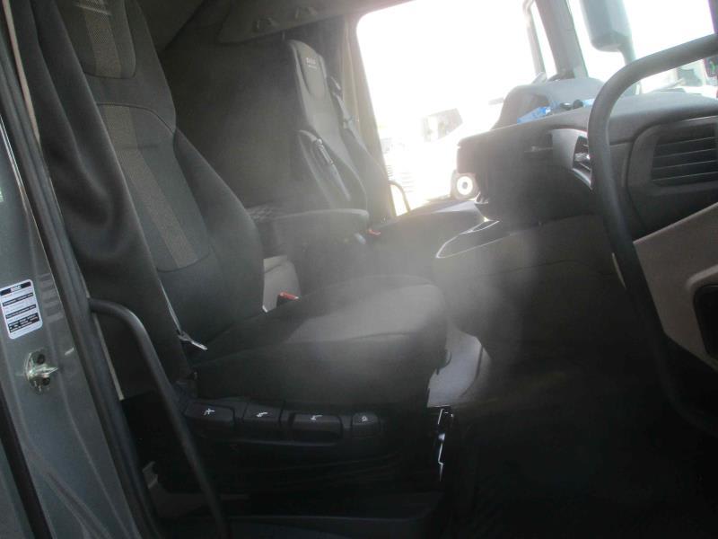 DAF XG 480 FT 4X2 LOW DECK null