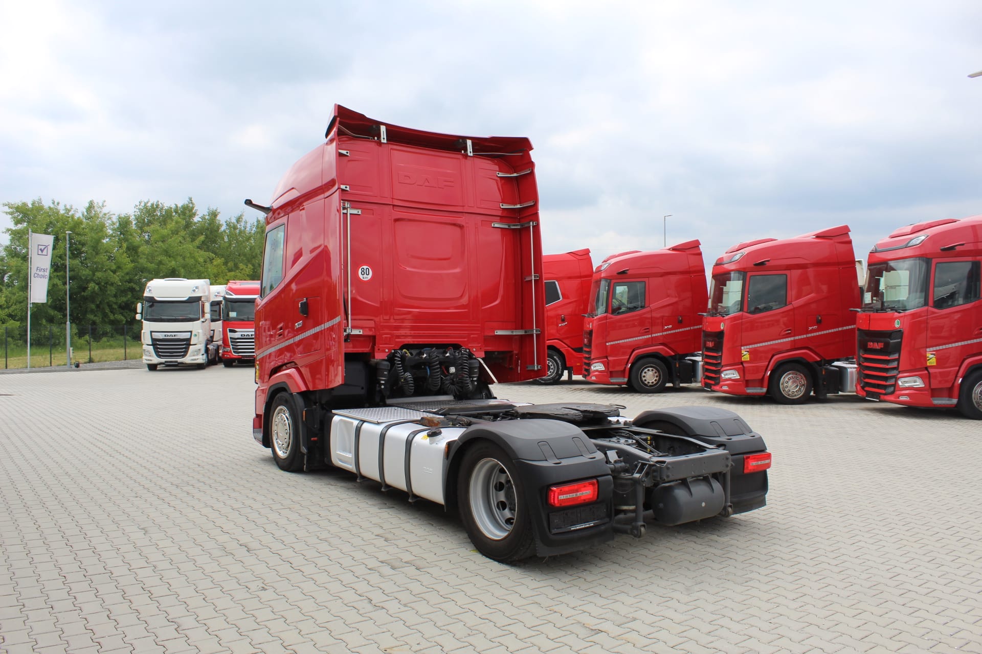 DAF XG 480 FT 4X2 LOW DECK null