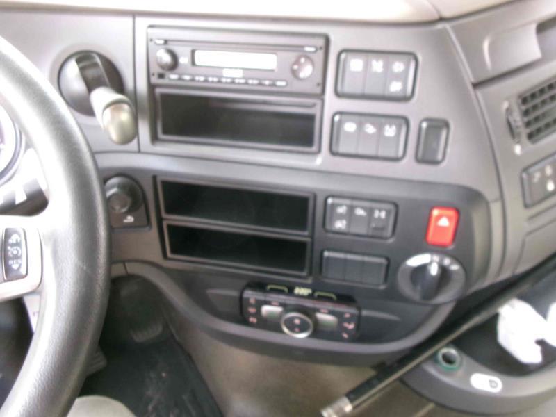 DAF XF 480 FT 4X2 LOW DECK null