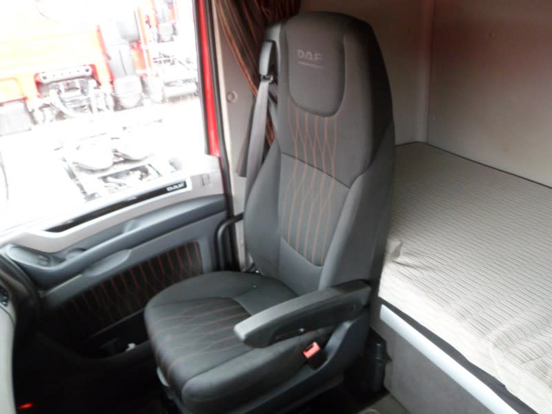 DAF XF 480 FT 4X2 LOW DECK null