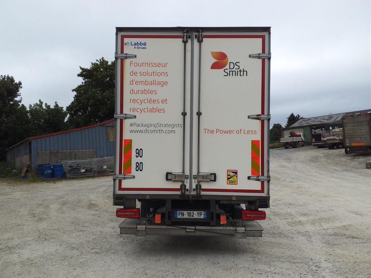 DAF LF 260 FA 4X2 null