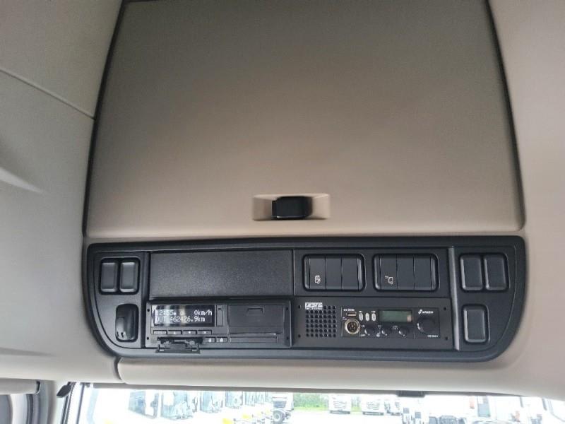 DAF XF 480 FT 4X2 LOW DECK null