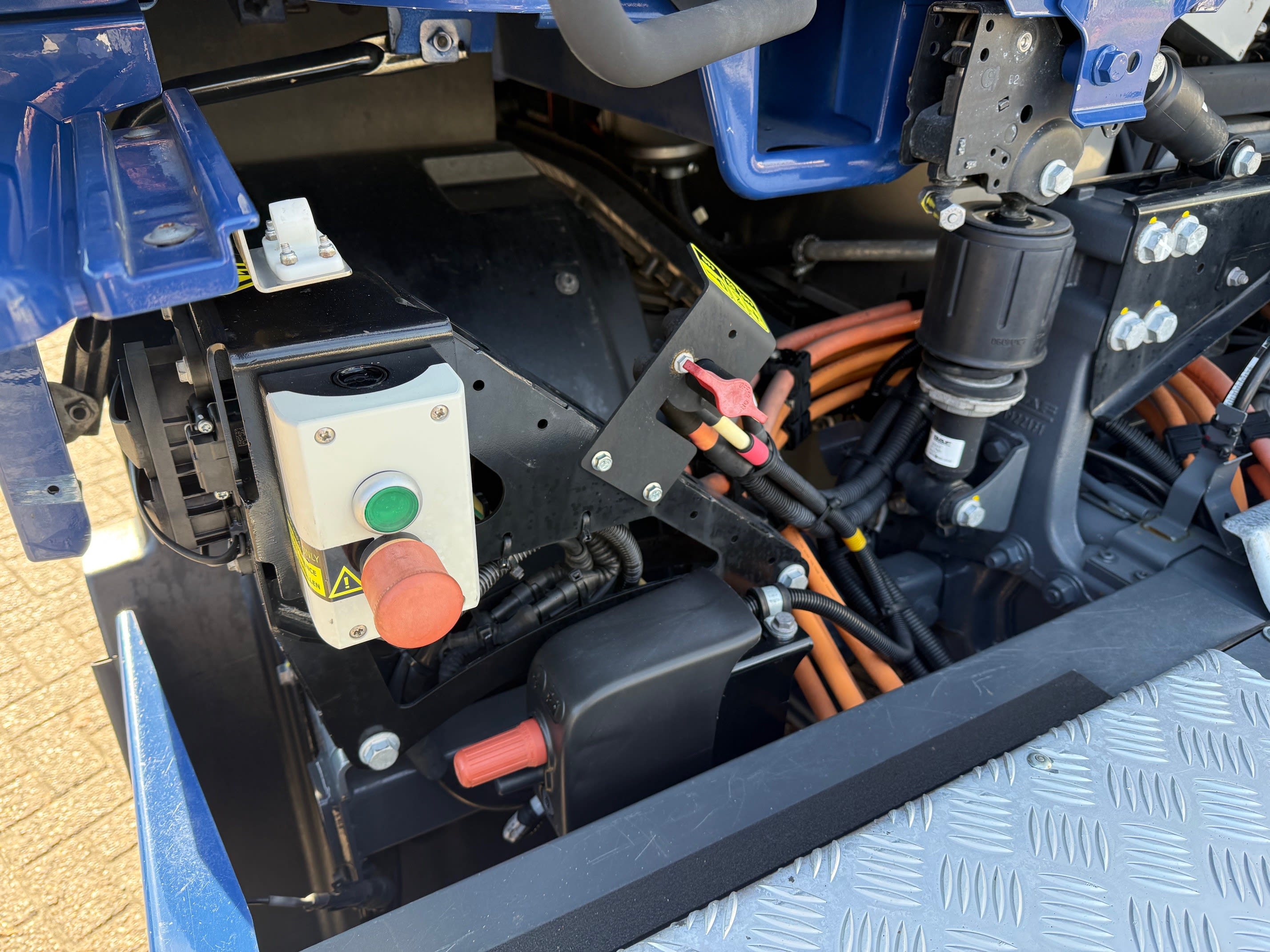 DAF CF 210 FT 4X2 Electric incl. R&M and Battery Warranty null