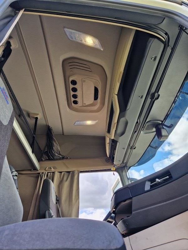 DAF XG 480 FT 4X2 LOW DECK null