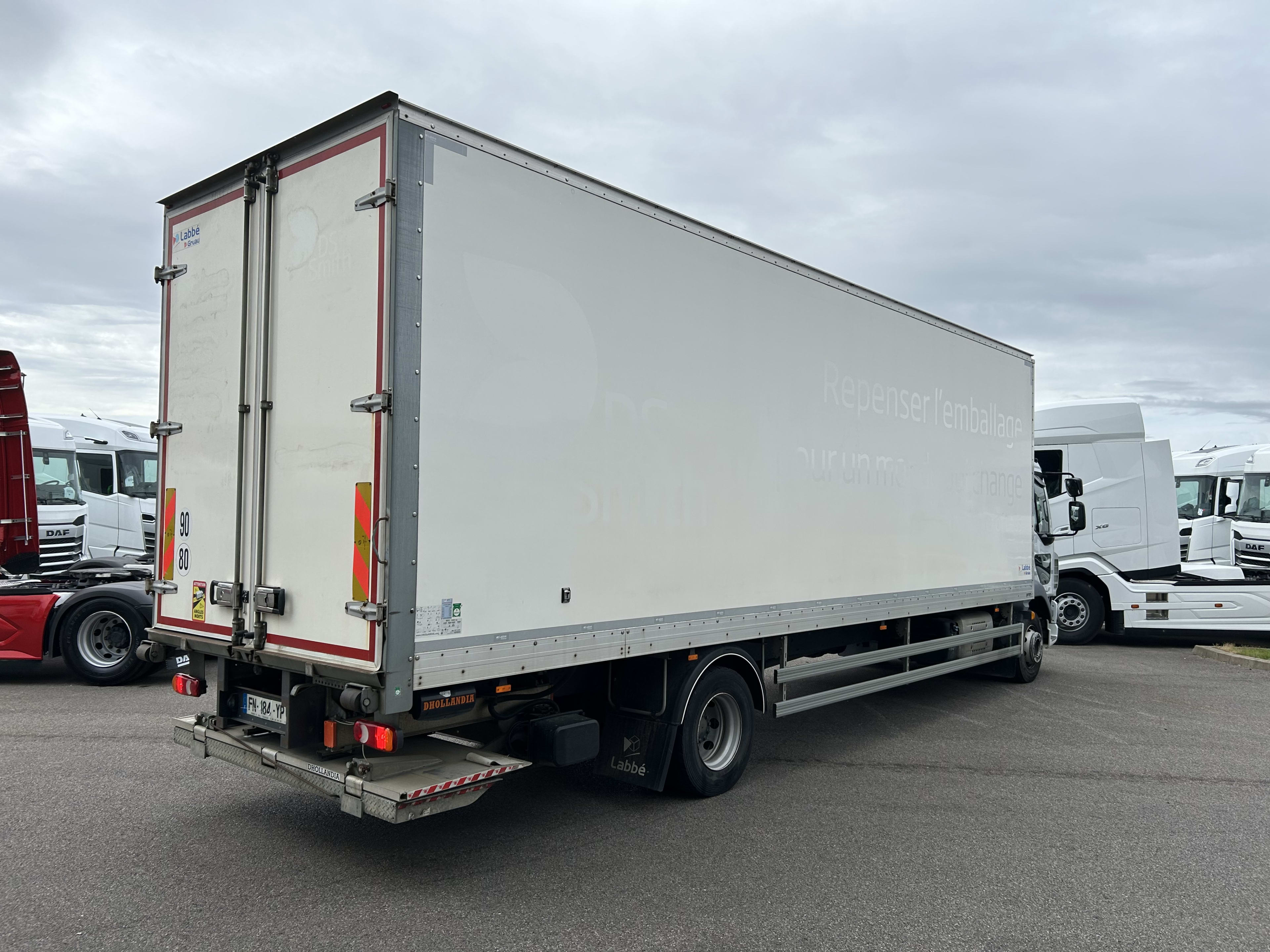 DAF LF 260 FA 4X2 null