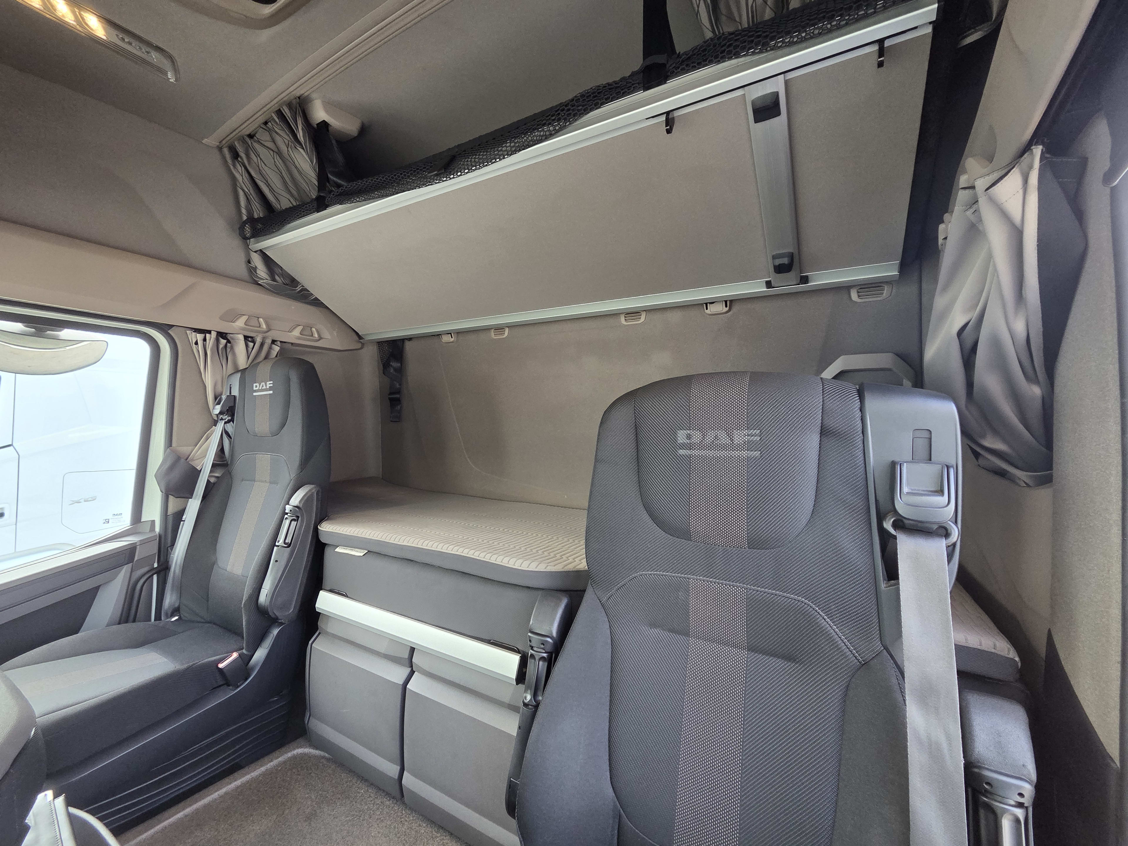 DAF XFn 480 FT 4X2 null