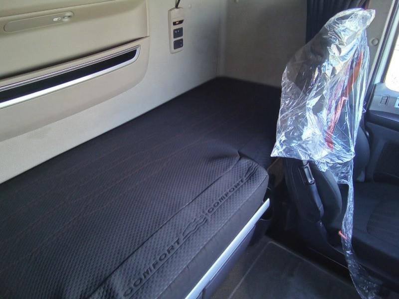 DAF XF 480 FT 4X2 LOW DECK null