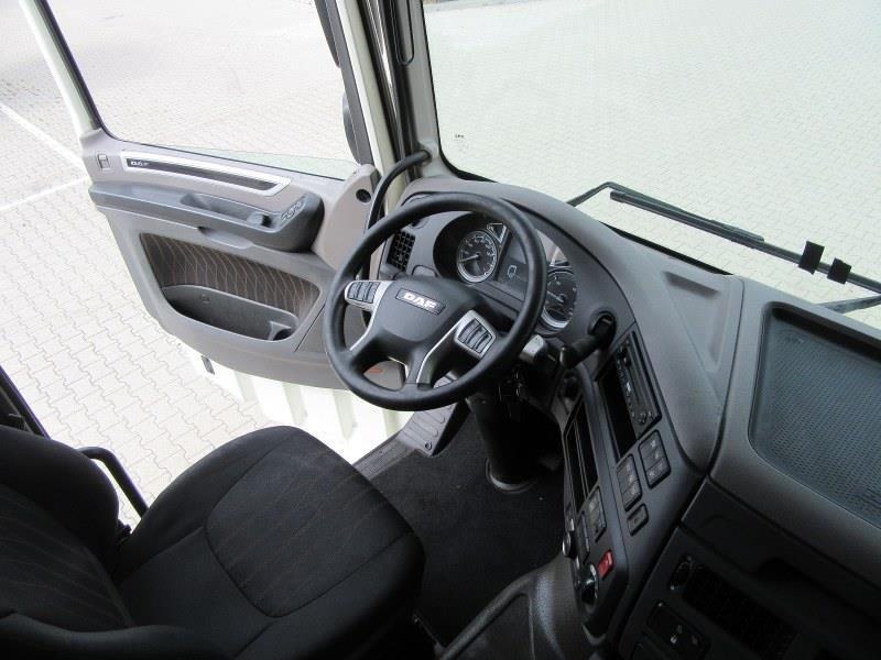 DAF XF 480 FT 4X2 LOW DECK null