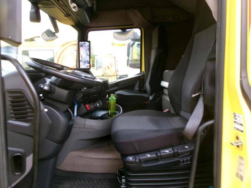 DAF XFn 480 FT 4X2 LOW DECK null