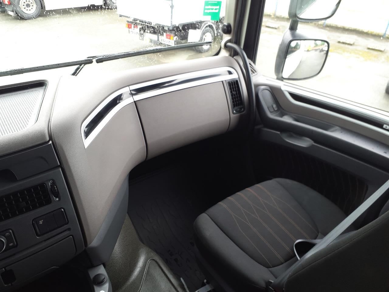 DAF XF 450 FT 4X2 null