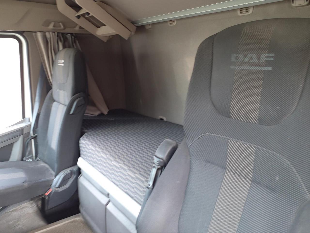 DAF XFn 480 FT 4X2 null