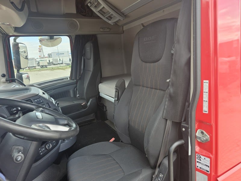 DAF XF 480 FAR 6X2 R null