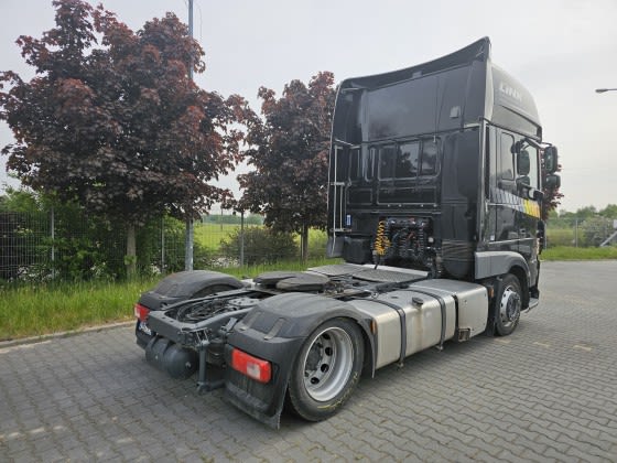 DAF XF 480 FT 4X2 LOW DECK null