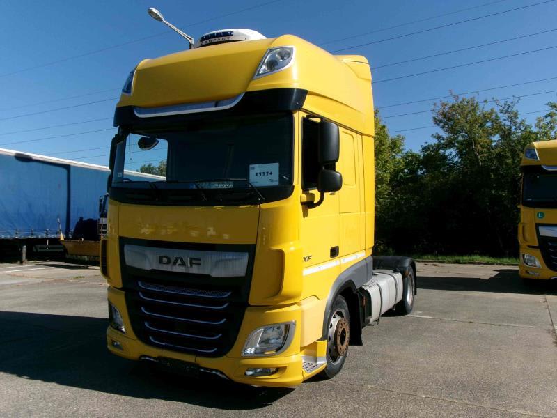DAF XF 480 FT 4X2 LOW DECK Des photos à venir bientôt