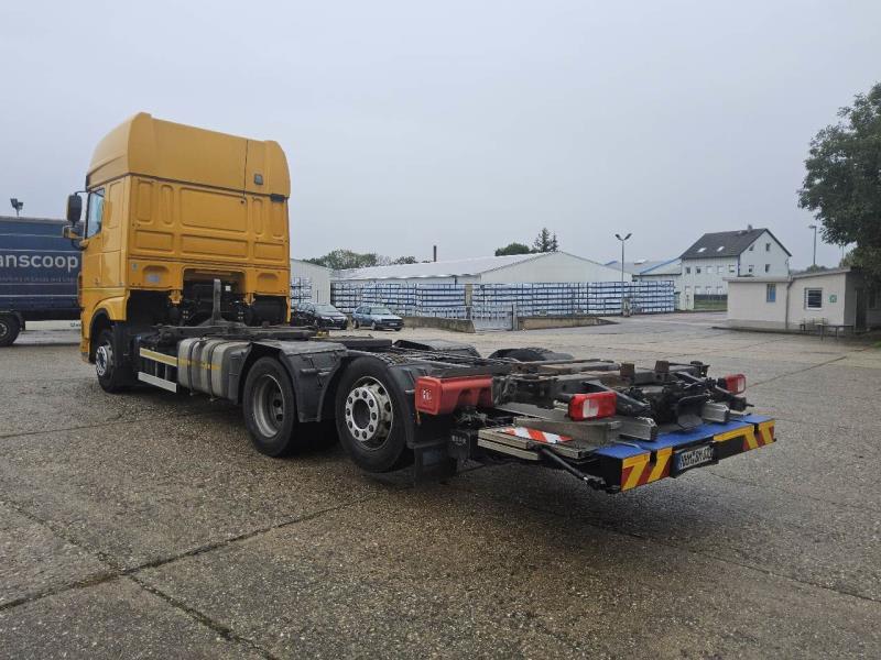 DAF XF 480 FAR 6X2 R null