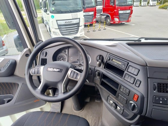 DAF XF 480 FT 4X2 LOW DECK null