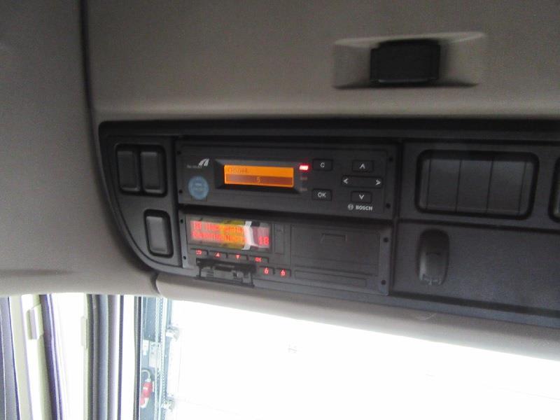 DAF XF 480 FT 4X2 LOW DECK null