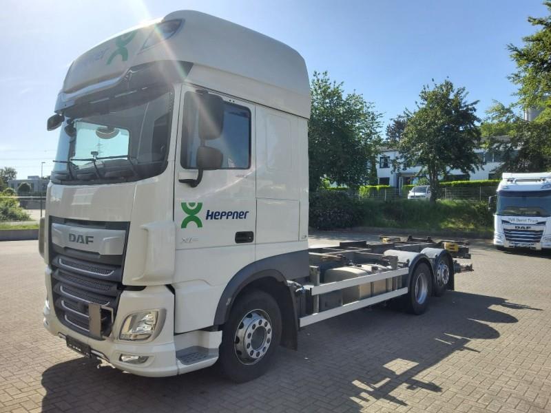 DAF XF 480 FAR 6X2 R null
