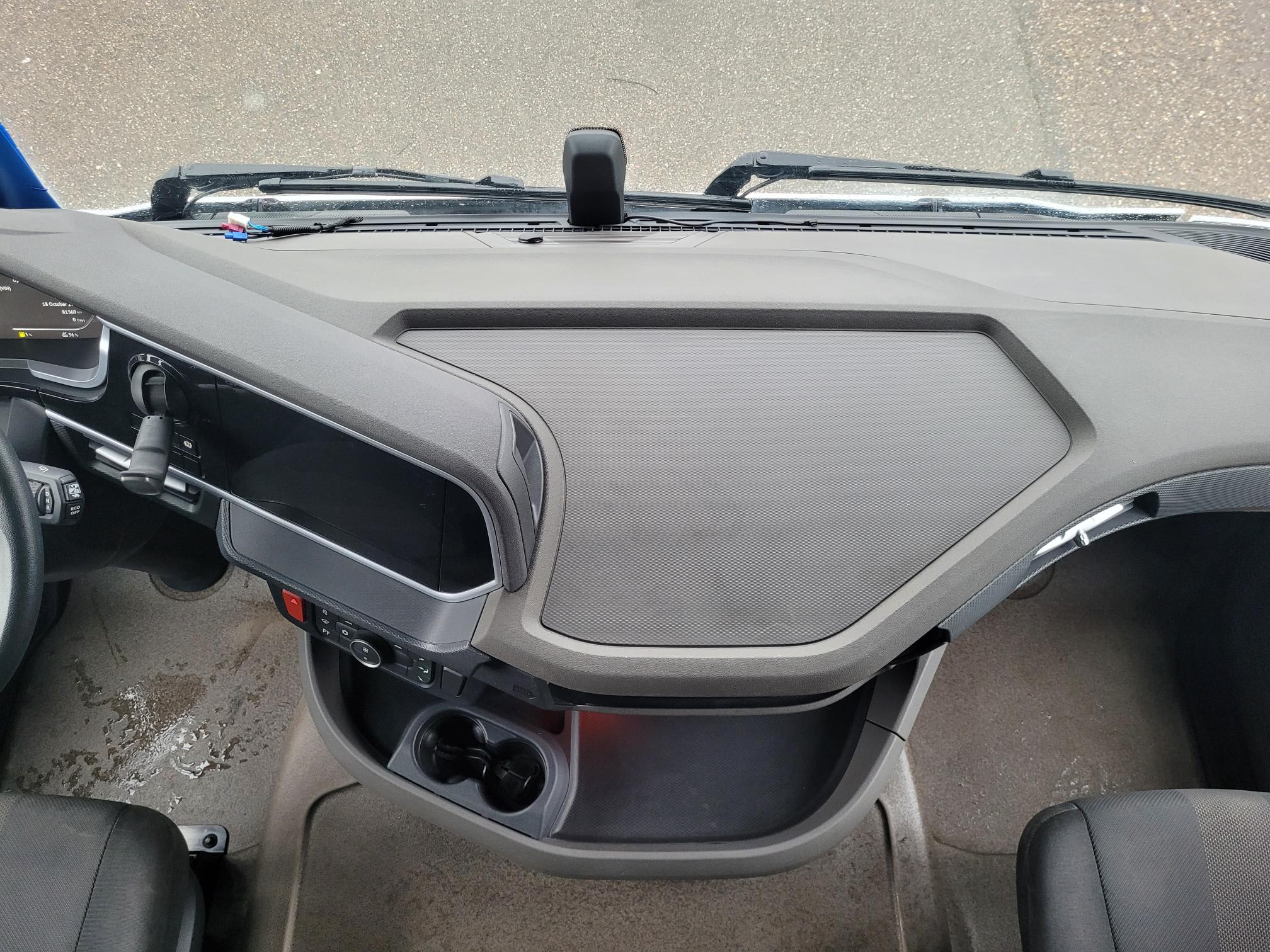 DAF XFn 480 FT 4X2 LOW DECK null