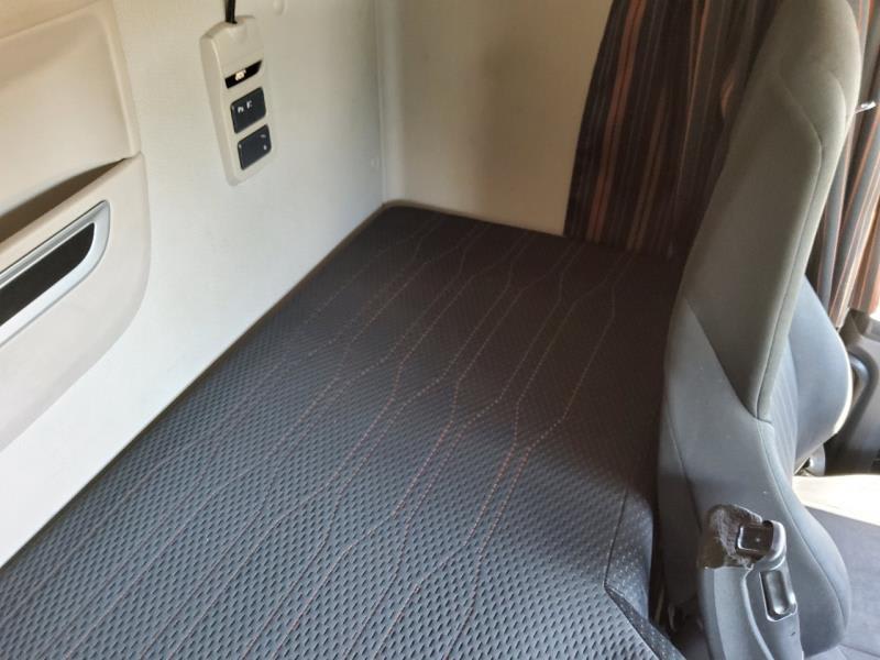 DAF XF 480 FT 4X2 LOW DECK null