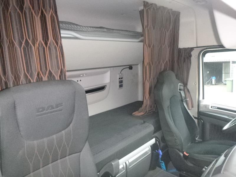 DAF XF 480 FTP 6X2 P null