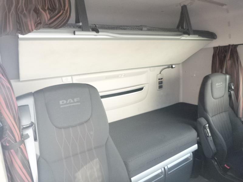 DAF XF 480 FTP 6X2 P null