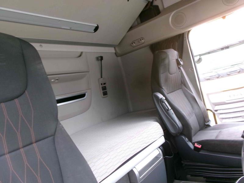 DAF XF 480 FT 4X2 LOW DECK null