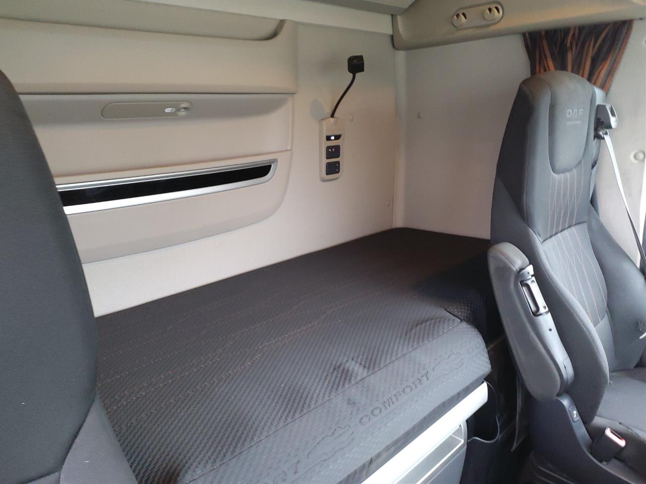 DAF XF 450 FT 4X2 null