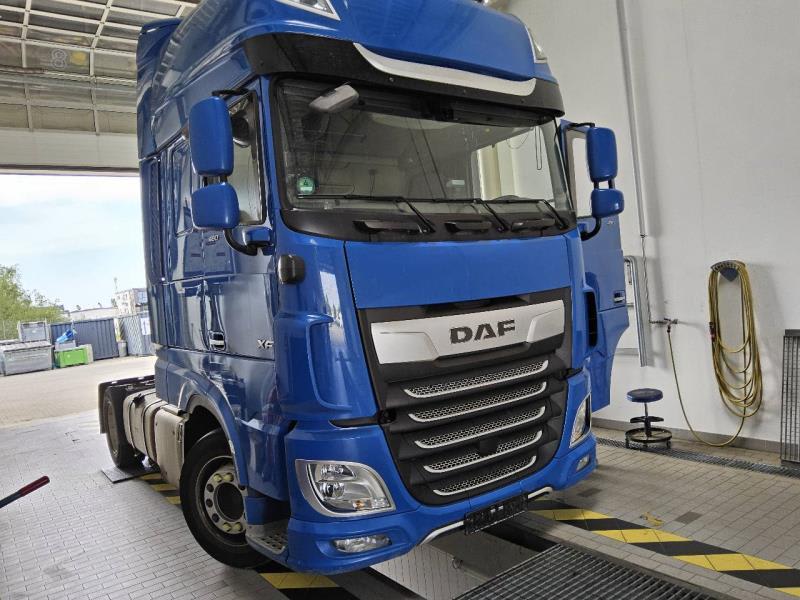 DAF XF 480 FT 4X2 LOW DECK null
