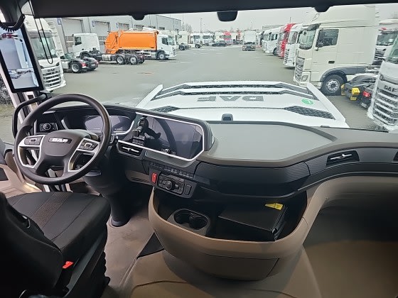 DAF XG 480 FT 4X2 LOW DECK null