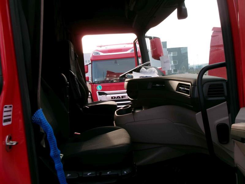 DAF XG 480 FT 4X2 LOW DECK null