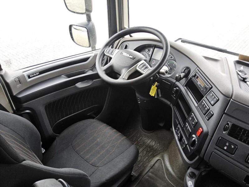 DAF XF 480 FAR 6X2 R null