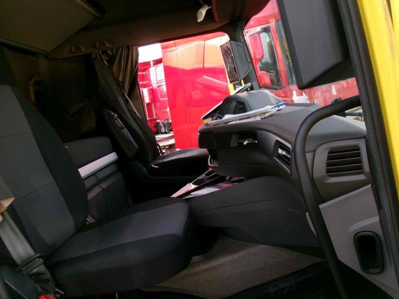 DAF XFn 480 FT 4X2 LOW DECK null