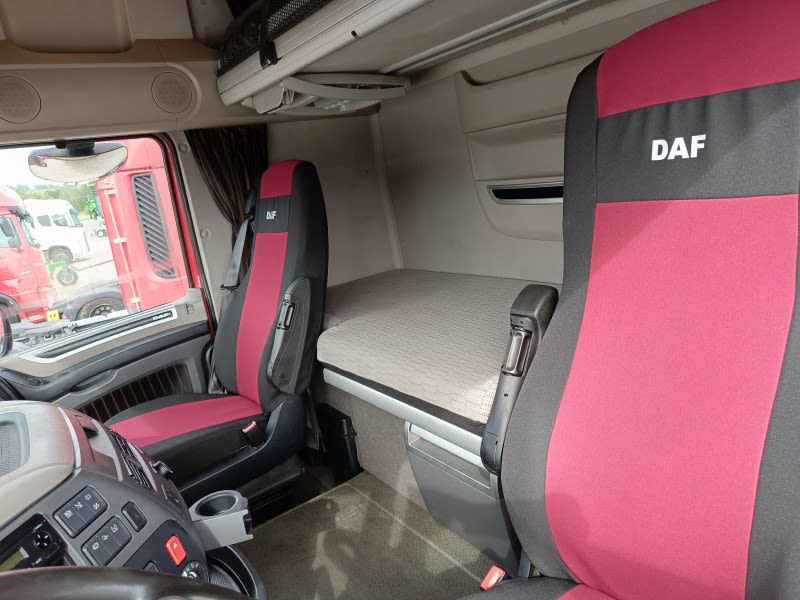 DAF XF 480 FT 4X2 LOW DECK null
