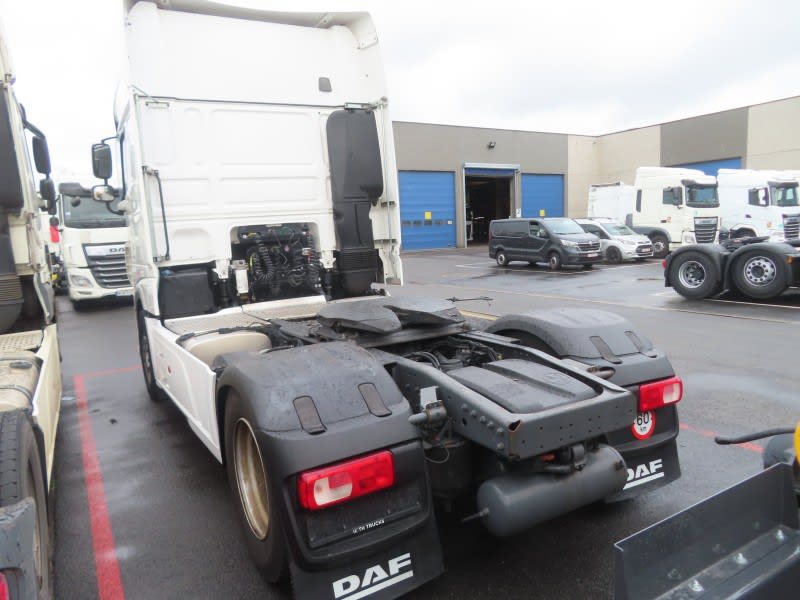 DAF XF 480 FTP 6X2 P null