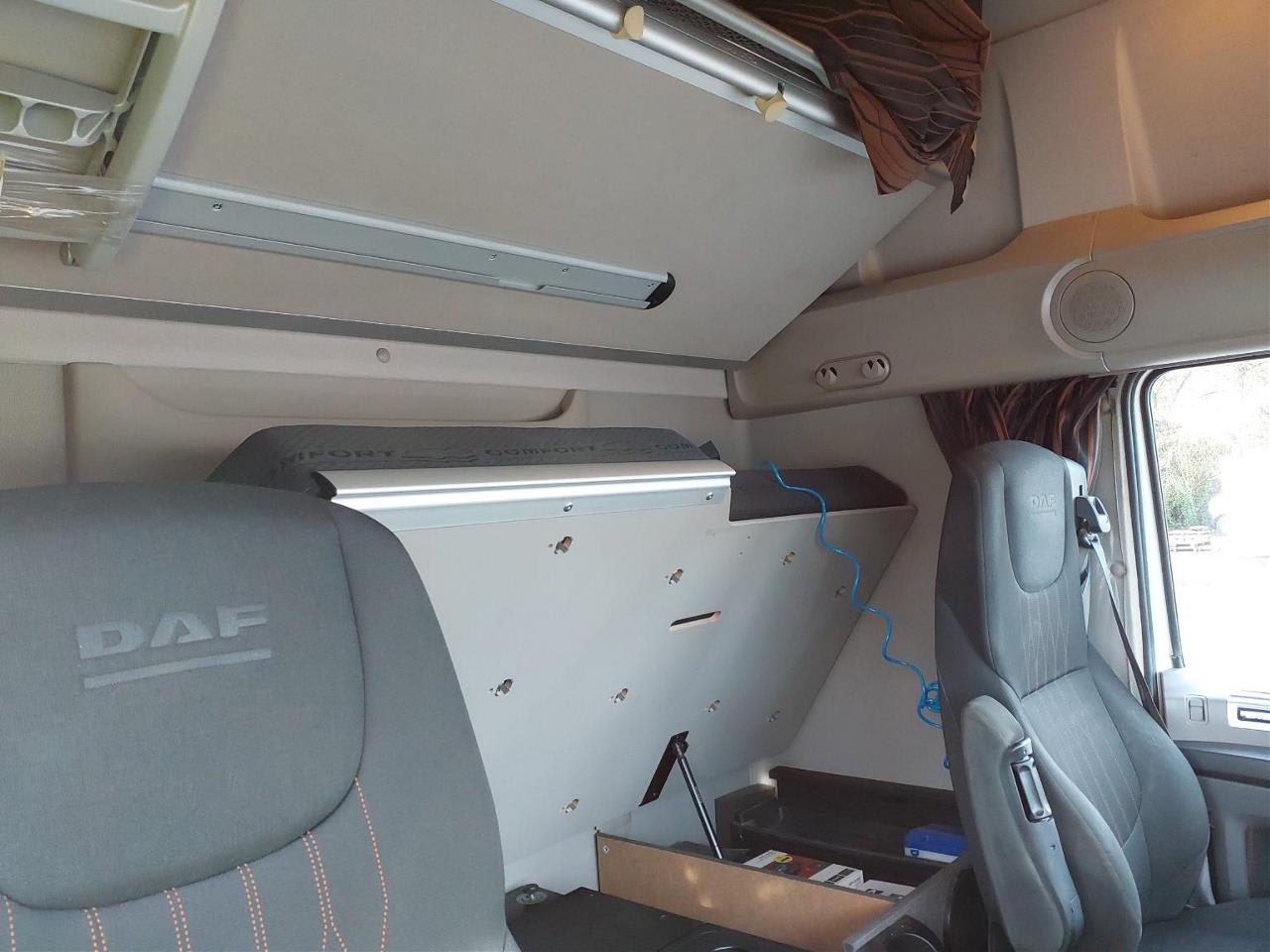 DAF XF 450 FT 4X2 null