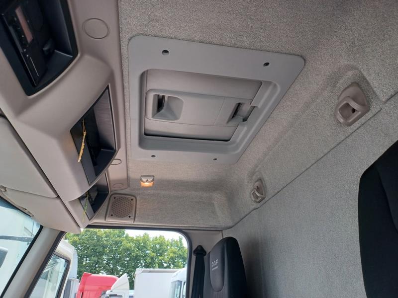 DAF LF 260 FA 4X2 null