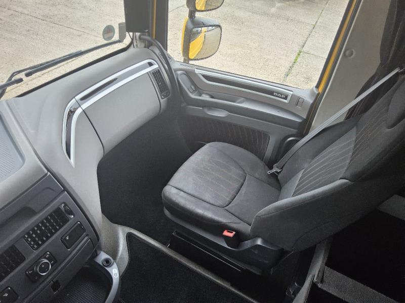DAF XF 480 FAR 6X2 R null