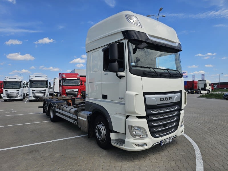 DAF XF 480 FAR 6X2 R null