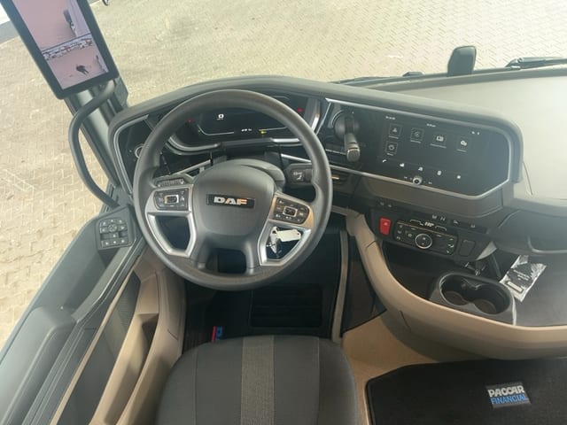 DAF XG 480 FT 4X2 LOW DECK null