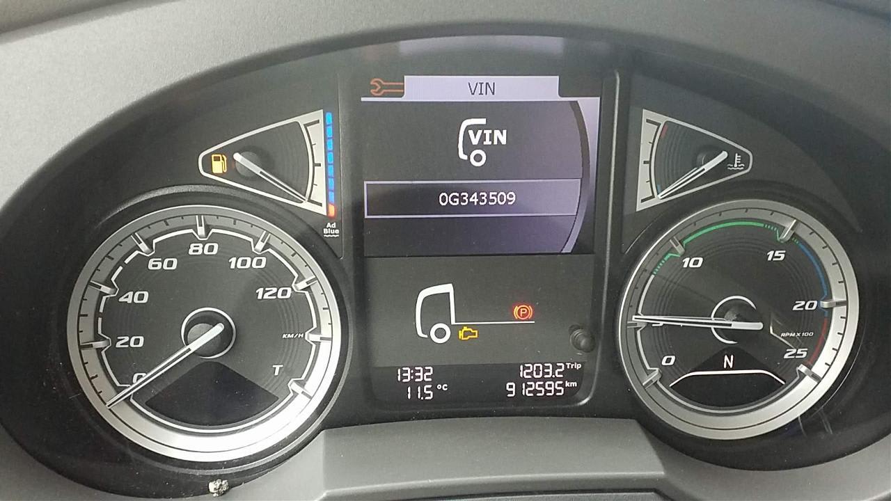 DAF XF 480 FA 4X2 LOW DECK null