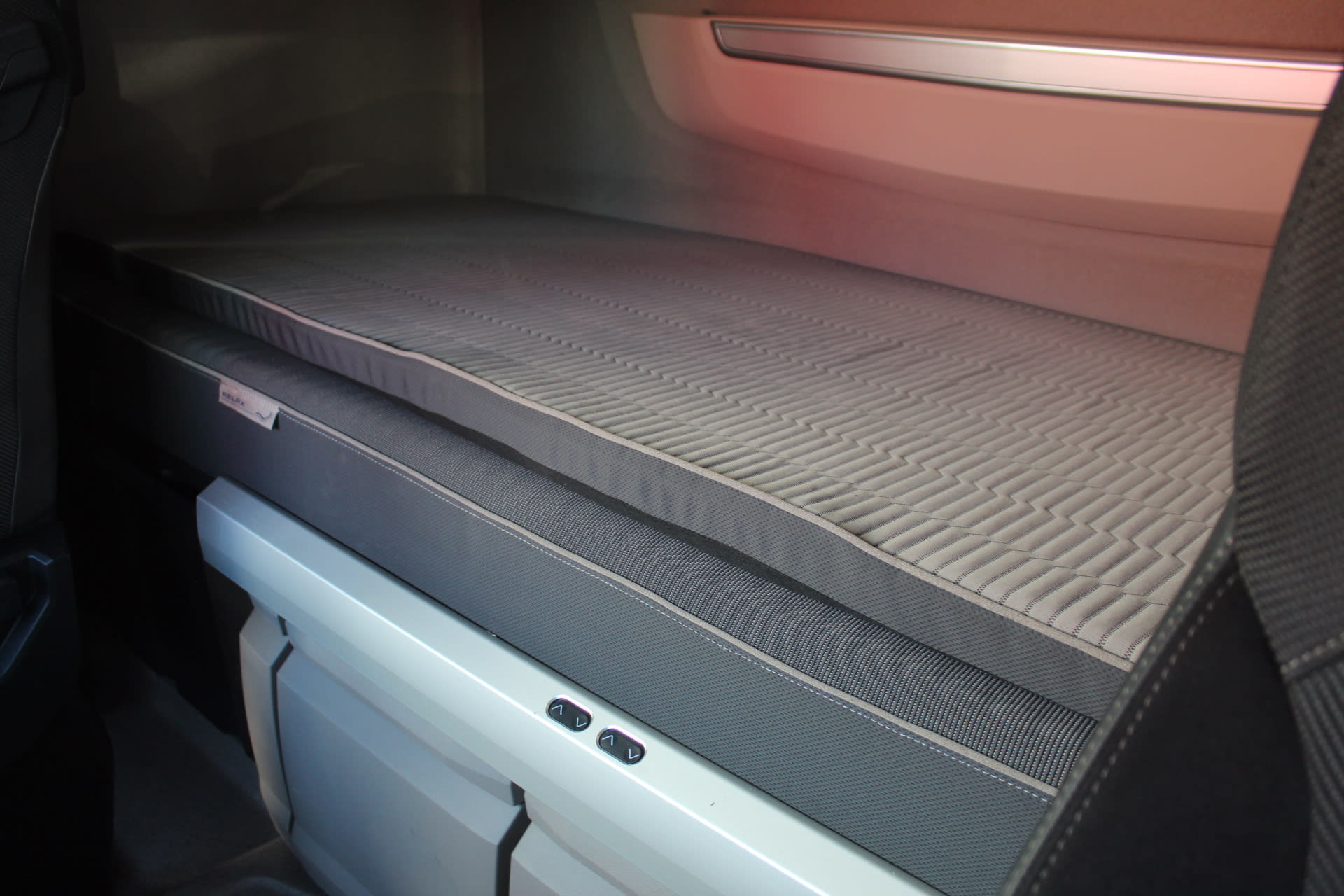 DAF XG 480 FT 4X2 LOW DECK null