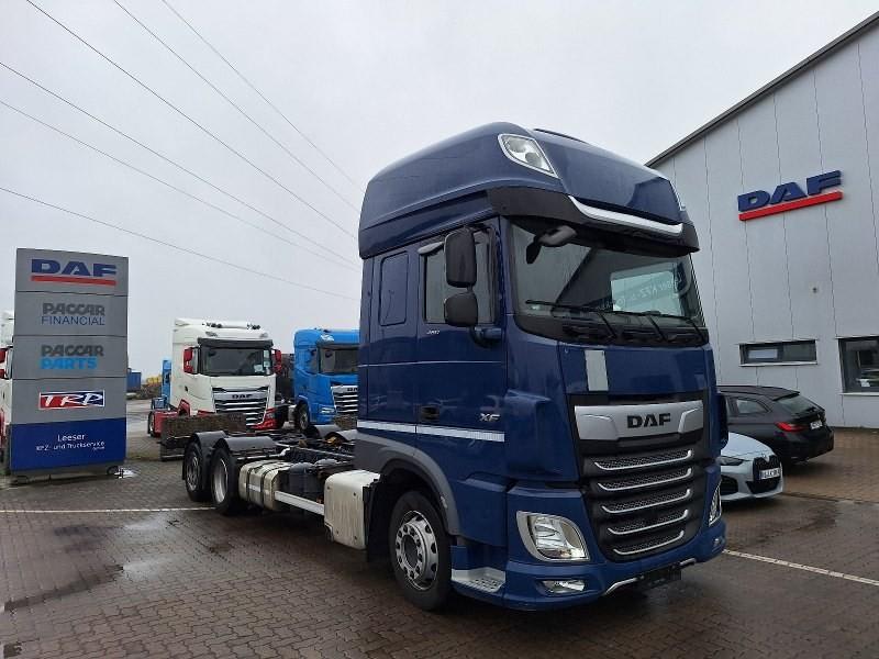 DAF XF 480 FAN 6X2 N LOW DECK null