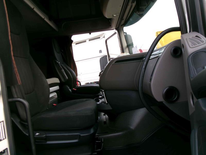 DAF XF 480 FT 4X2 LOW DECK null