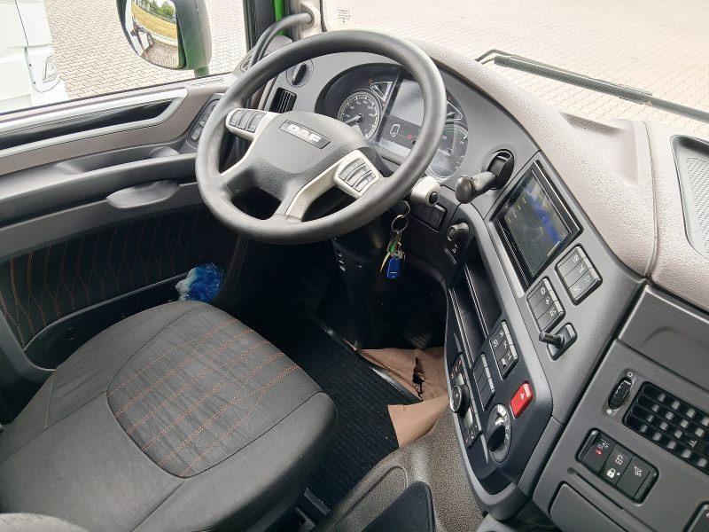 DAF XF 450 FT 4X2 LOW DECK null