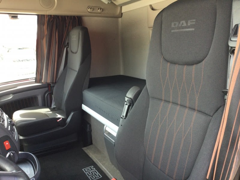 DAF XF 480 FT 4X2 LOW DECK null